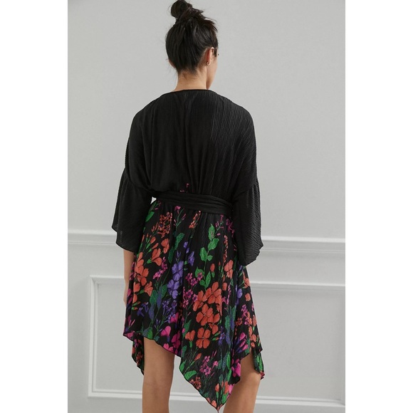 Anthropologie Gabrielle Floral Plisse Robe - NWT - SZ 1X/2X - Picture 4 of 13